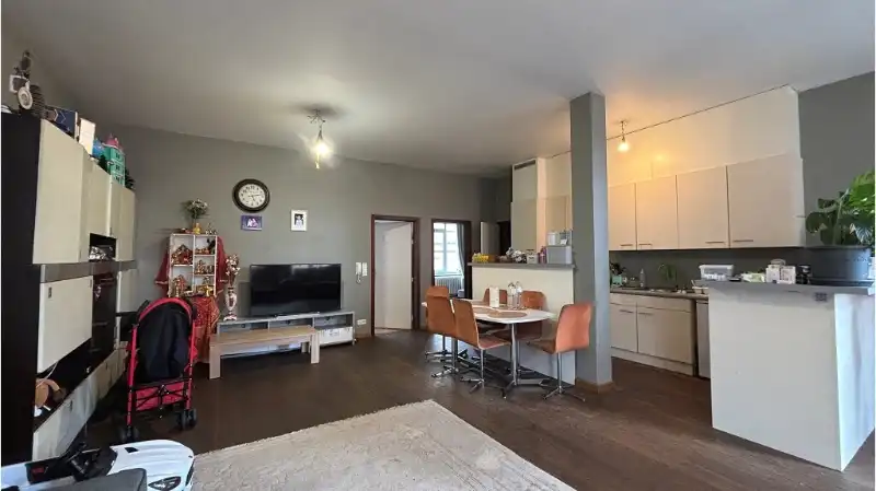Ruim 2-slaapkamerappartement te koop in centrum Brugge foto 2