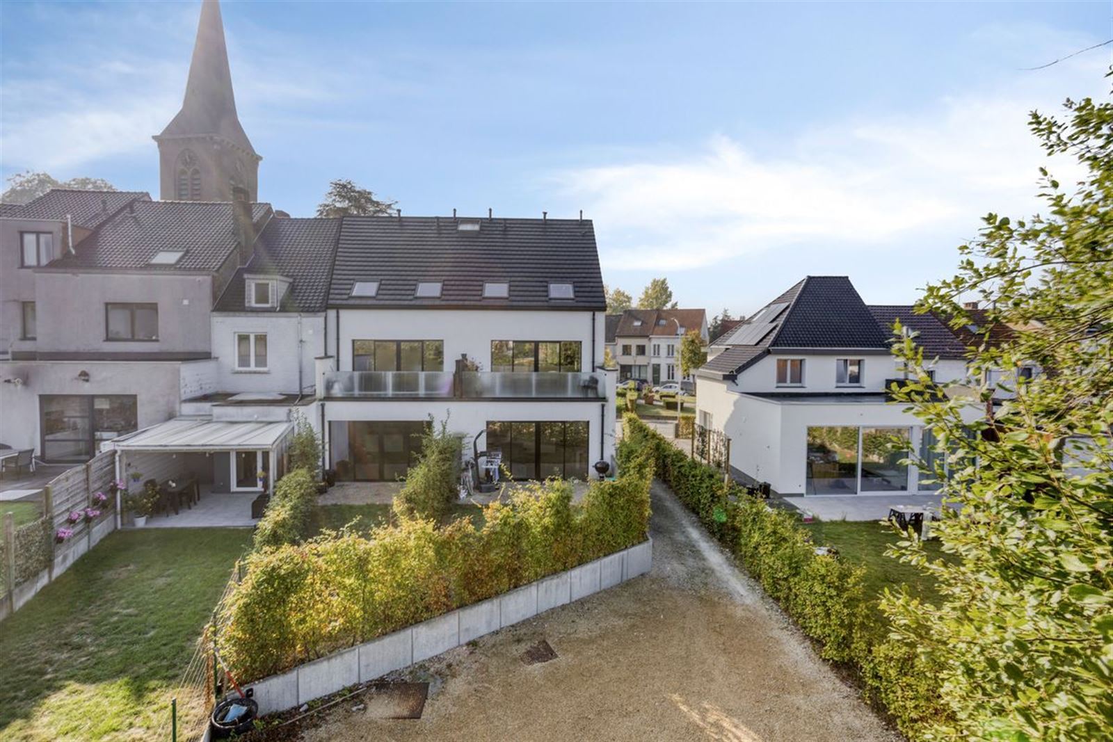 Gelijkvloers appartement met 2 slaapkamers en tuin  foto 17
