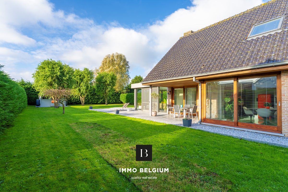 Instapklare, gerenoveerde villa op toplocatie in De Haan foto 7