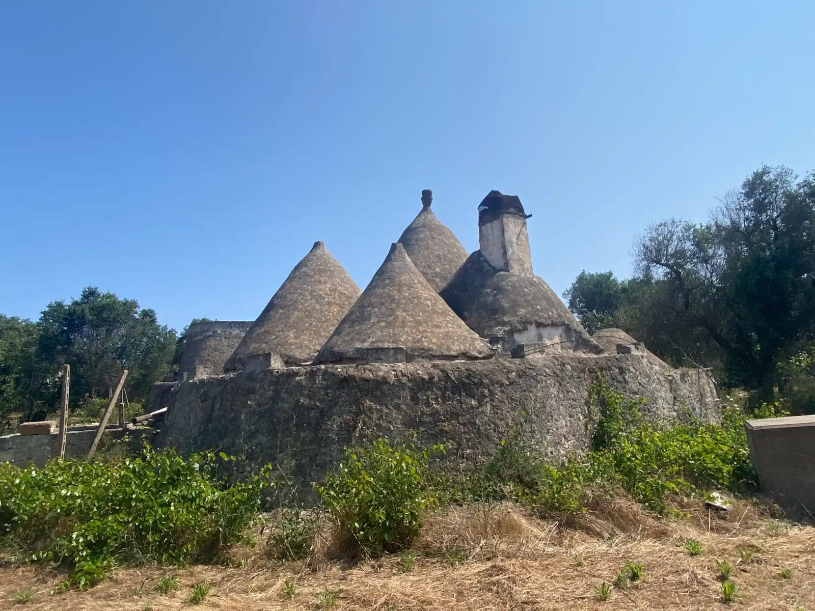 Twee fascinerende trulligroepen te koop in Puglia, Italia: An Italian Home away from Home foto 5