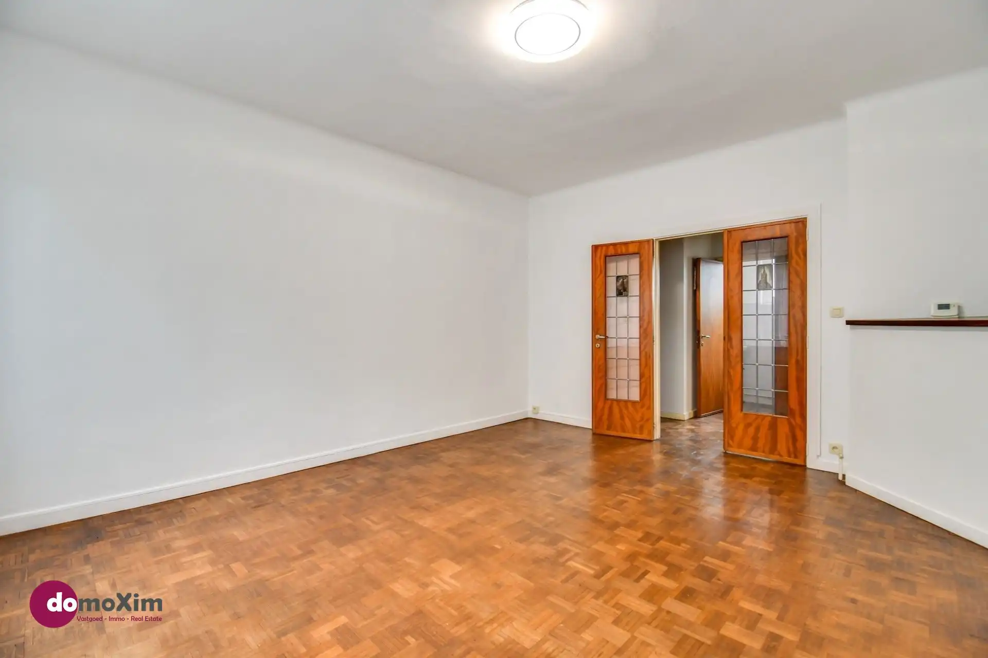 Appartement met één slaapkamer & garagebox in Schaarbeek foto 5