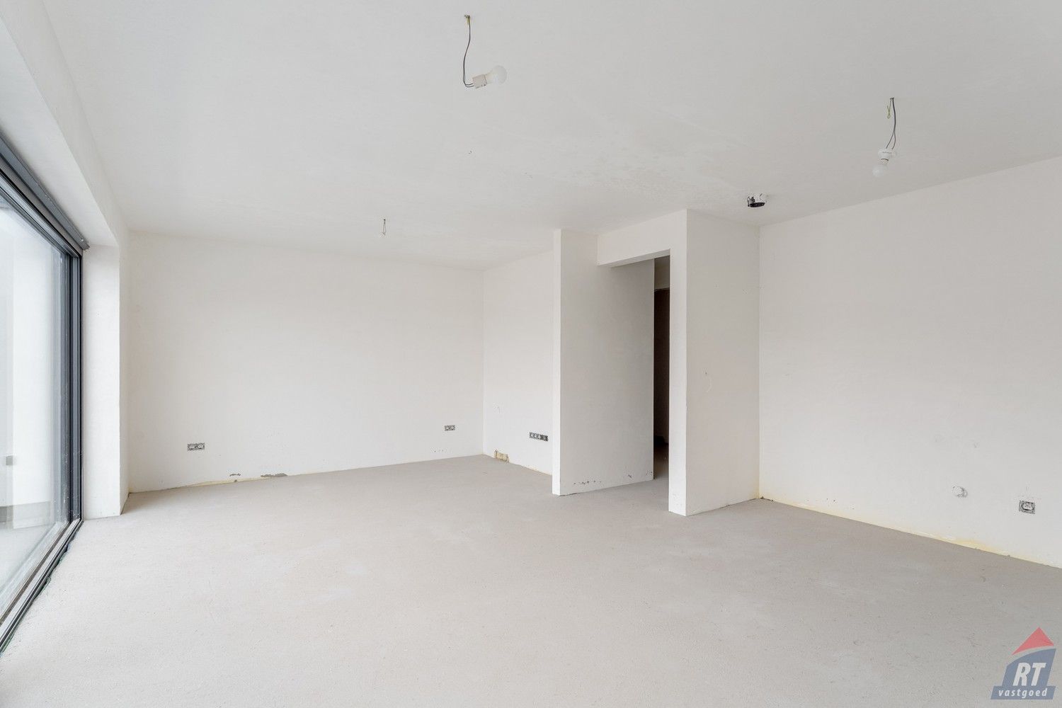 Af te werken nieuwbouwappartement met 2 slaapkamers foto 2