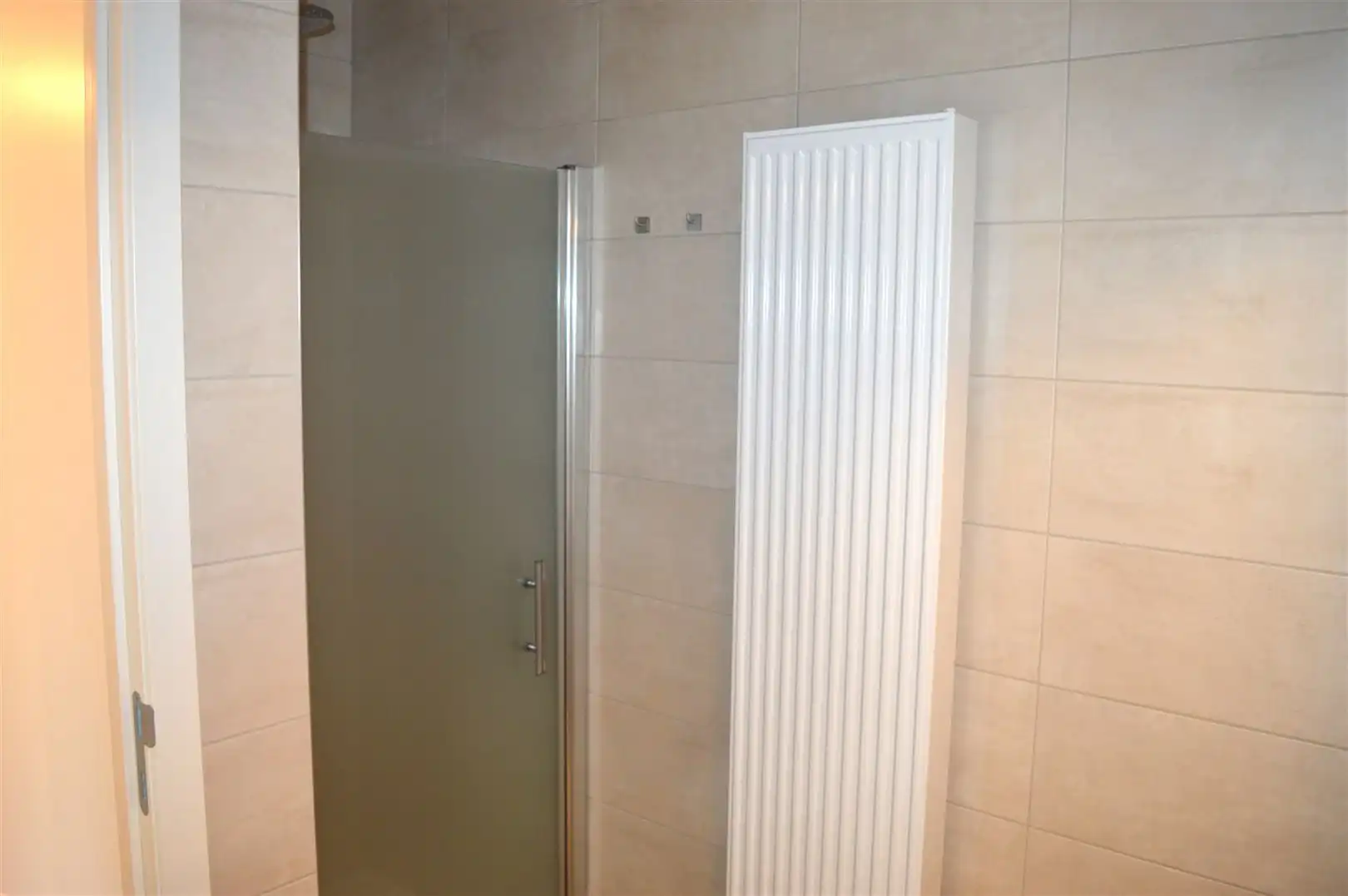 TE HUUR: Gelijkvloers appartement met 2 slaapkamers te Heusden!  foto 15