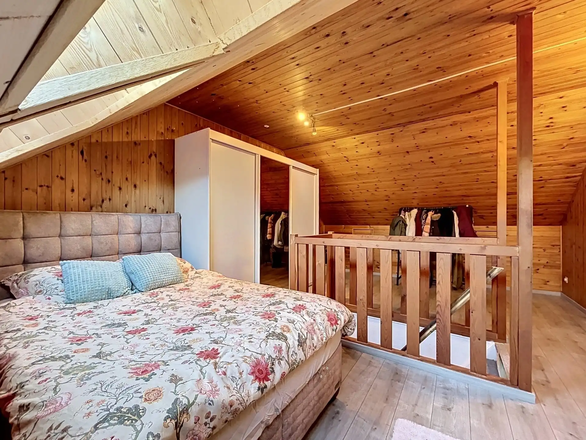 Prachtige gezinswoning met 3 slaapkamers in hartje Sint-Niklaas! foto 17