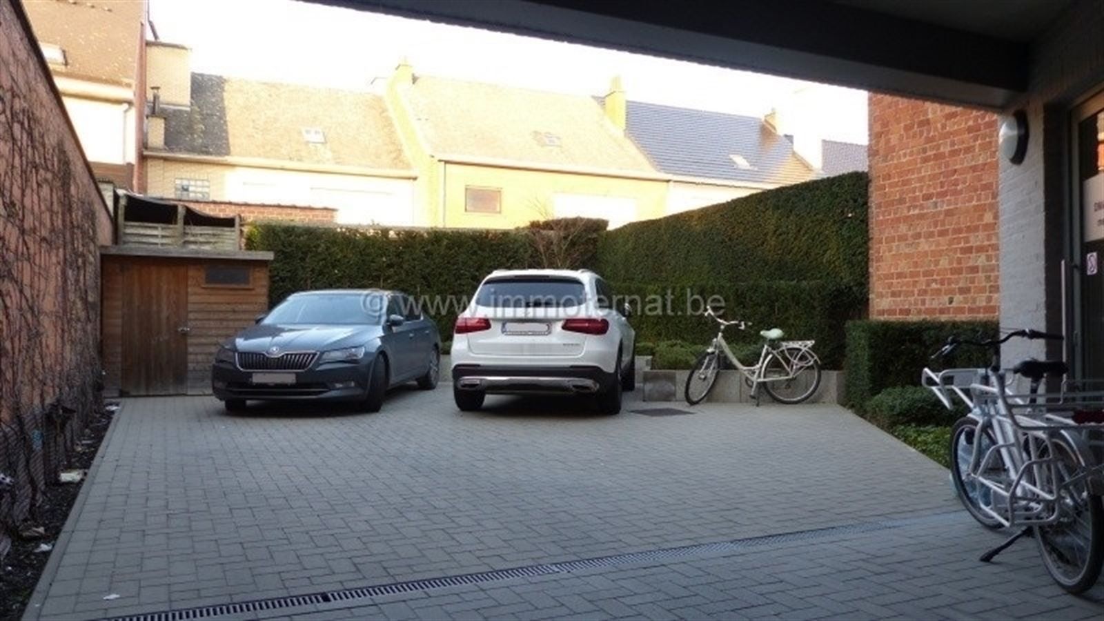LIEDEKERKE: App. met 2 slpks, terras en staanplaats foto 11