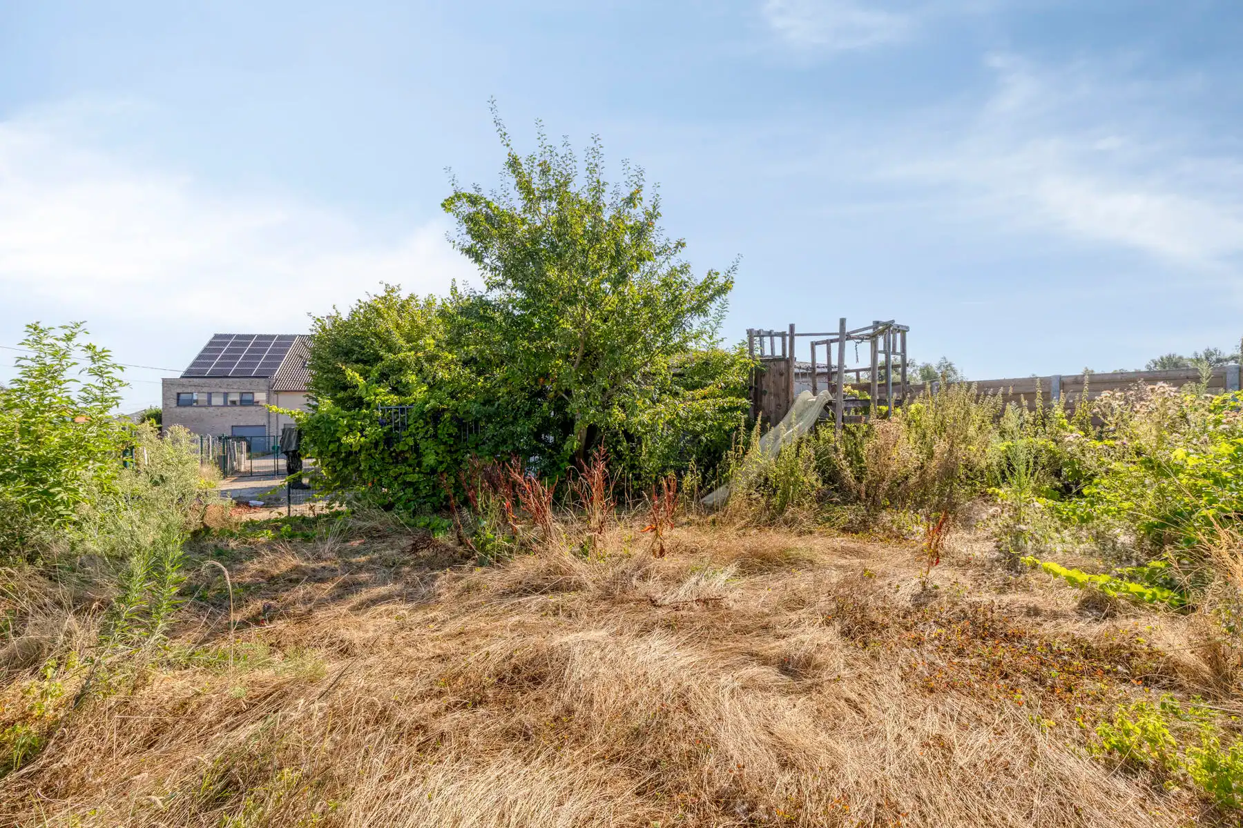 Te renoveren halfopen bebouwing met 3 slaapkamers - 621 m² foto 19