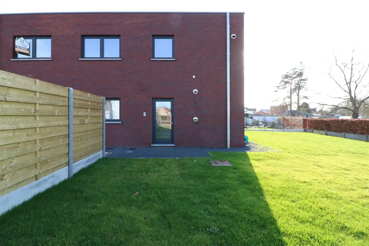 Nieuwbouw appartement met 3 slaapkamers foto 3