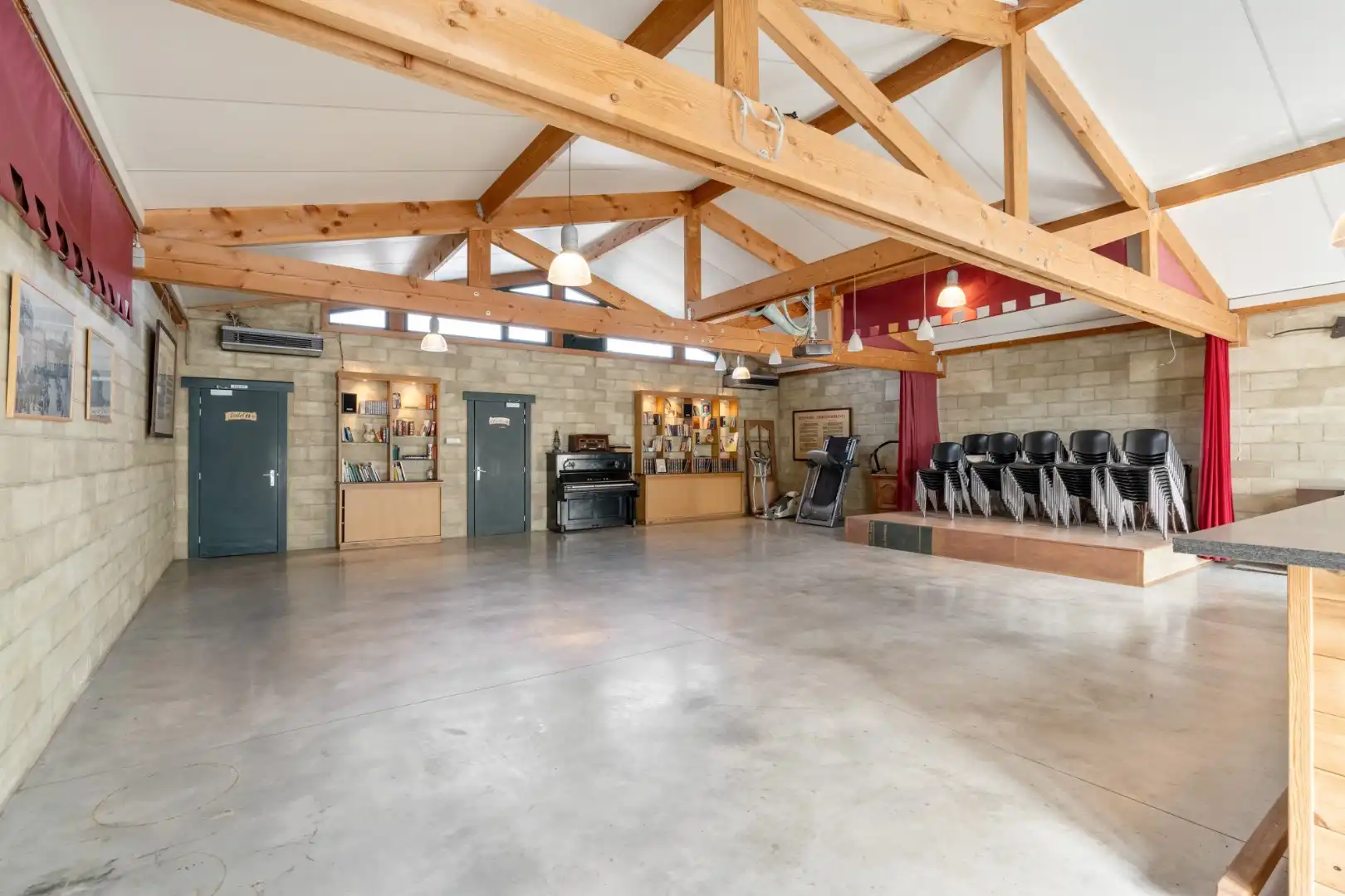 Gelijkvloersappartement (96m²) met 1 a 2 slaapkamers met ruim terras en standplaats - met achterliggende polyvalente ruimte (148 m²) foto 25