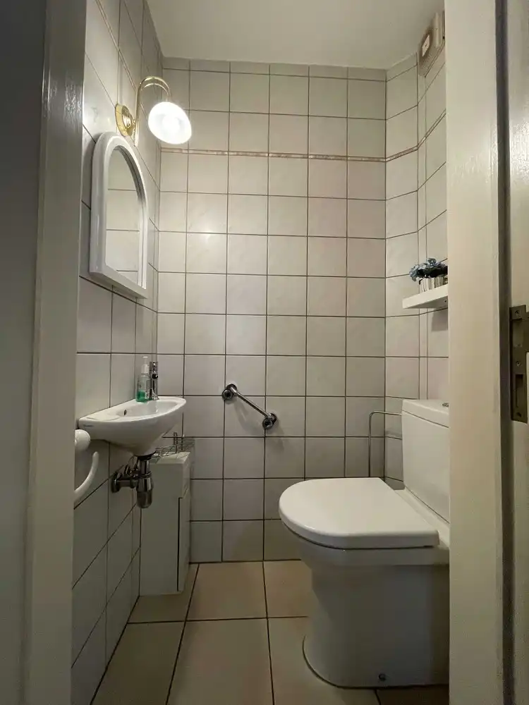 Ruim appartement met 2 slaapkamers in het hart van Genk foto 12