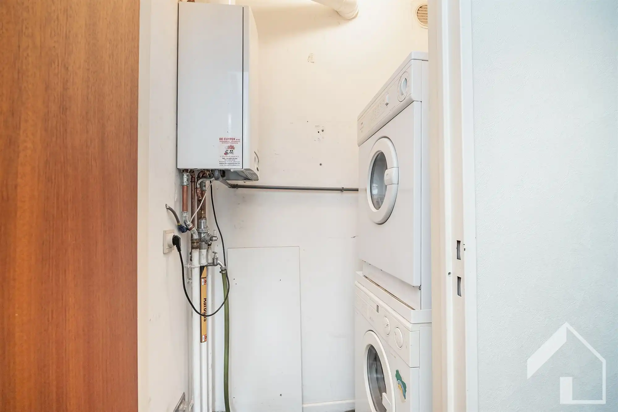 Goed gelegen appartement met garagebox foto 19