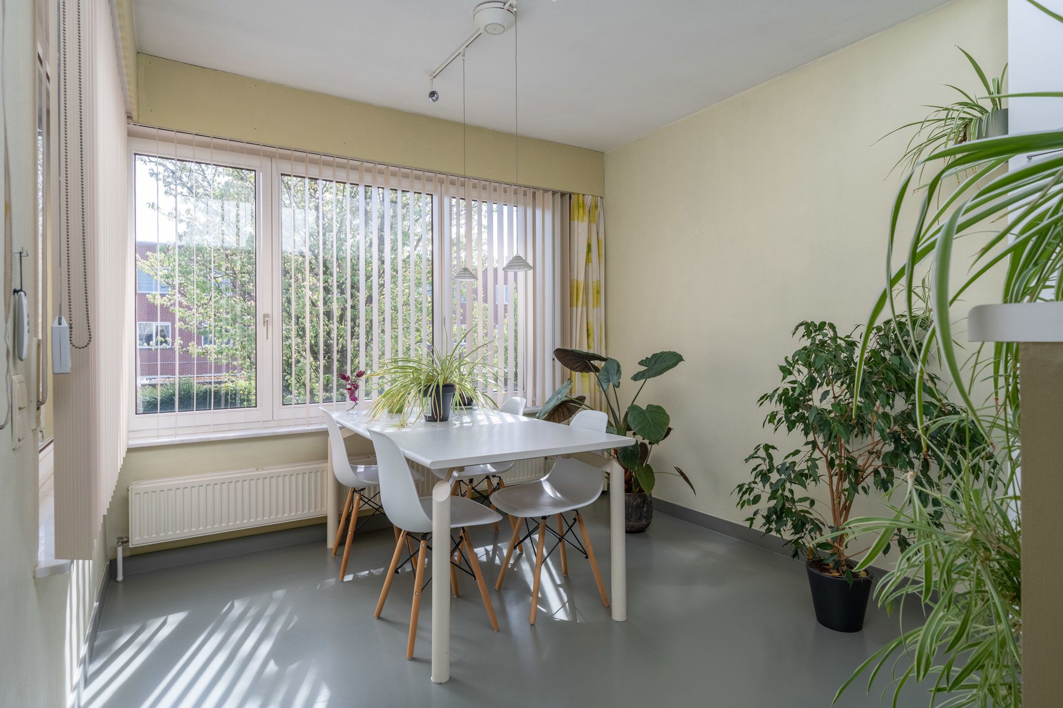 Toffe instapklare energiezuinige woning met gezellige tuin foto 17