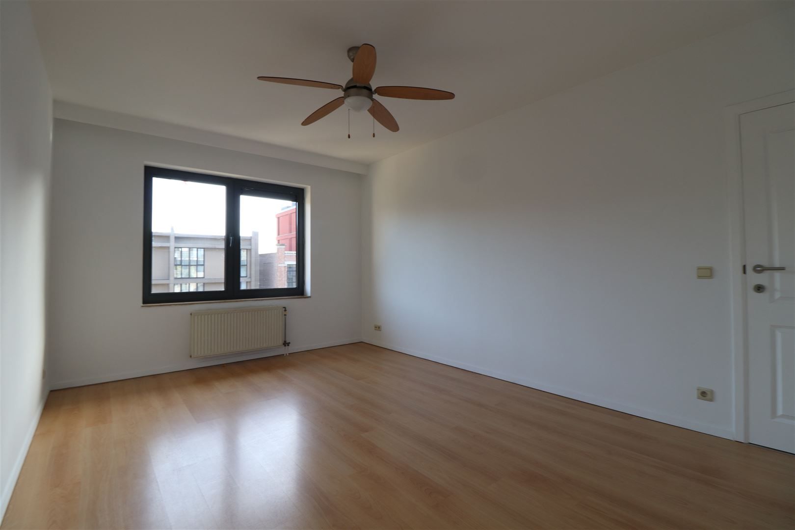 Ruim appartement met 3 slaapkamers en 2 terrassen  foto 11