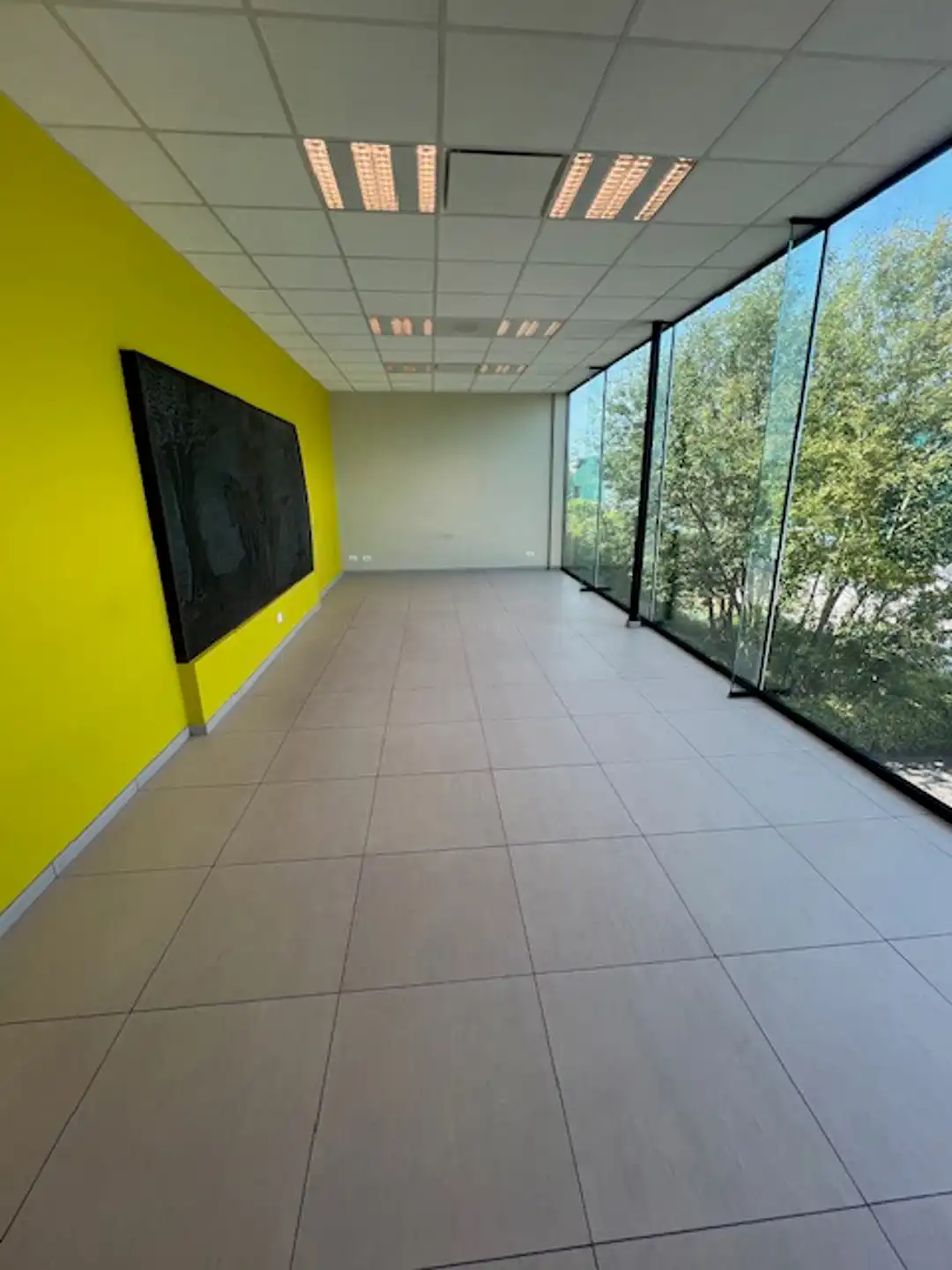 Te Huur Magazijnruimte met Kantoor te Dessel foto 8