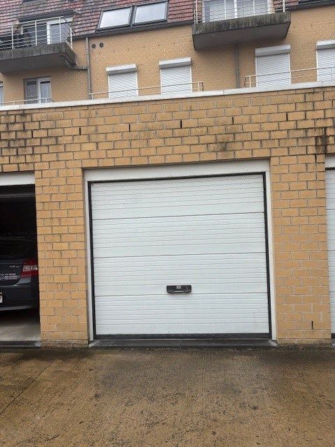 Afgesloten garagebox in de residentie Zuiderbries foto 5