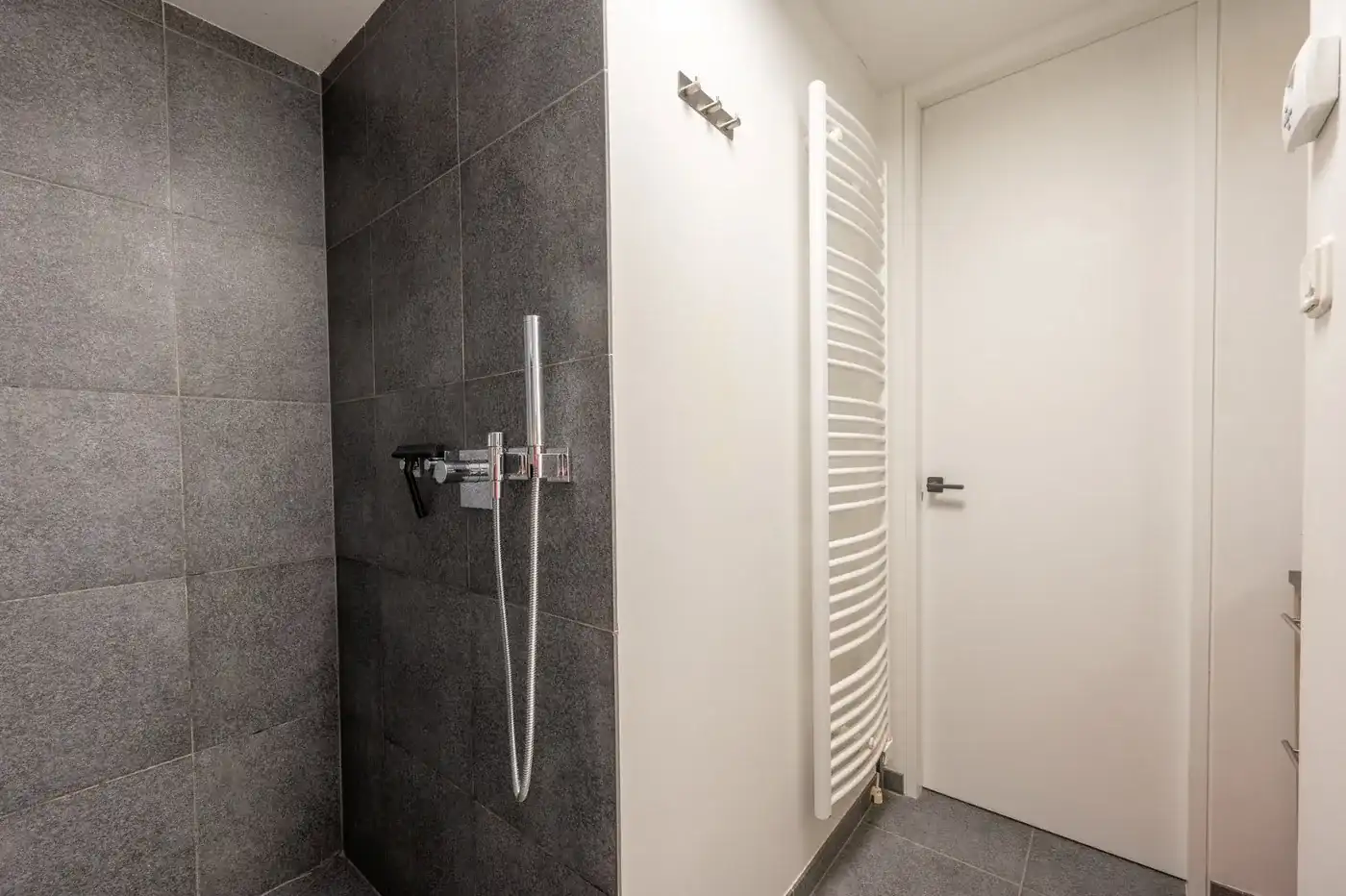 Uitzonderlijk duplex-penthouse met mezzanine en panoramisch zeezicht foto 38