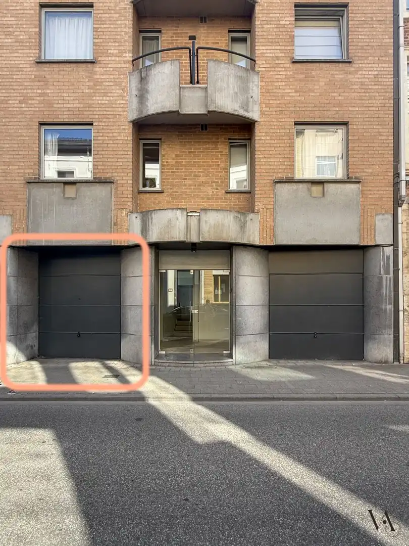 Ondergrondse parkeerplaatsen te huur in hartje Leuven foto 2