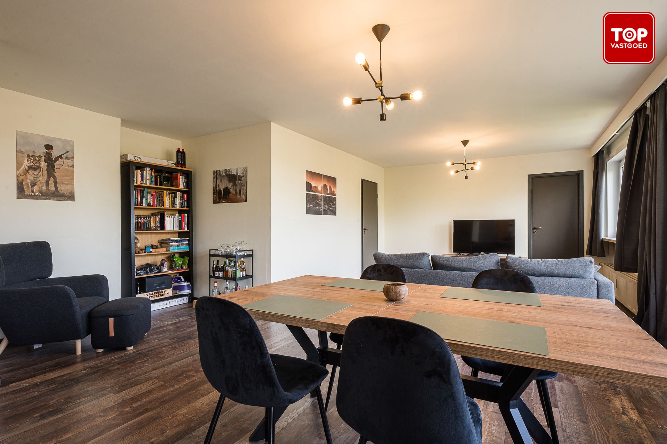 Instapklaar 2-slaapkamer appartement met groot terras en zicht op een prachtig park. foto 12