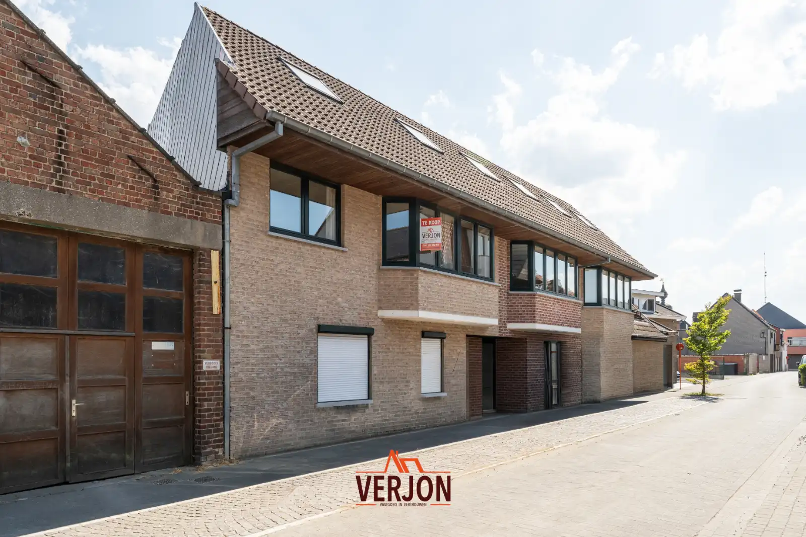 Ruim duplexappartement met 3 slaapkamers, garage en zonnig terras in het centrum van Lichtervelde! foto 20
