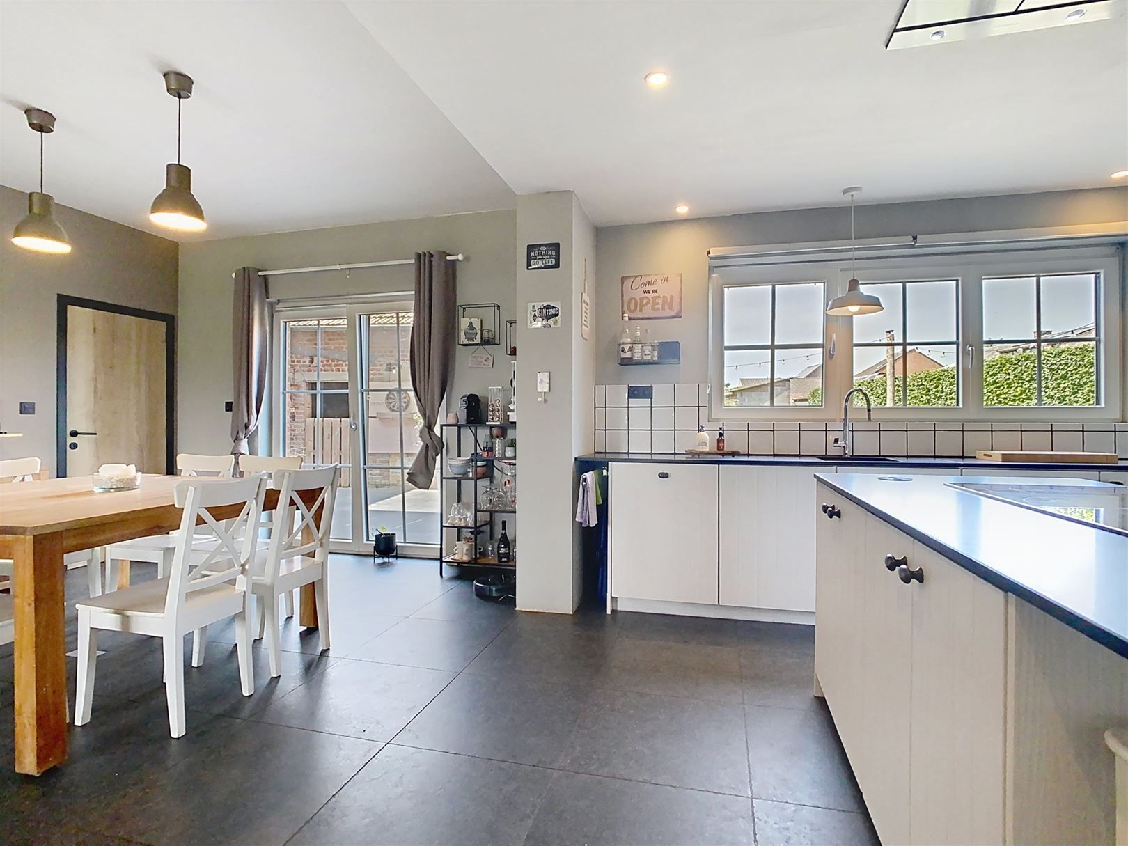 Instapklare en ruime woning, 4 slpks, terras, tuin, 3a 91ca foto 11