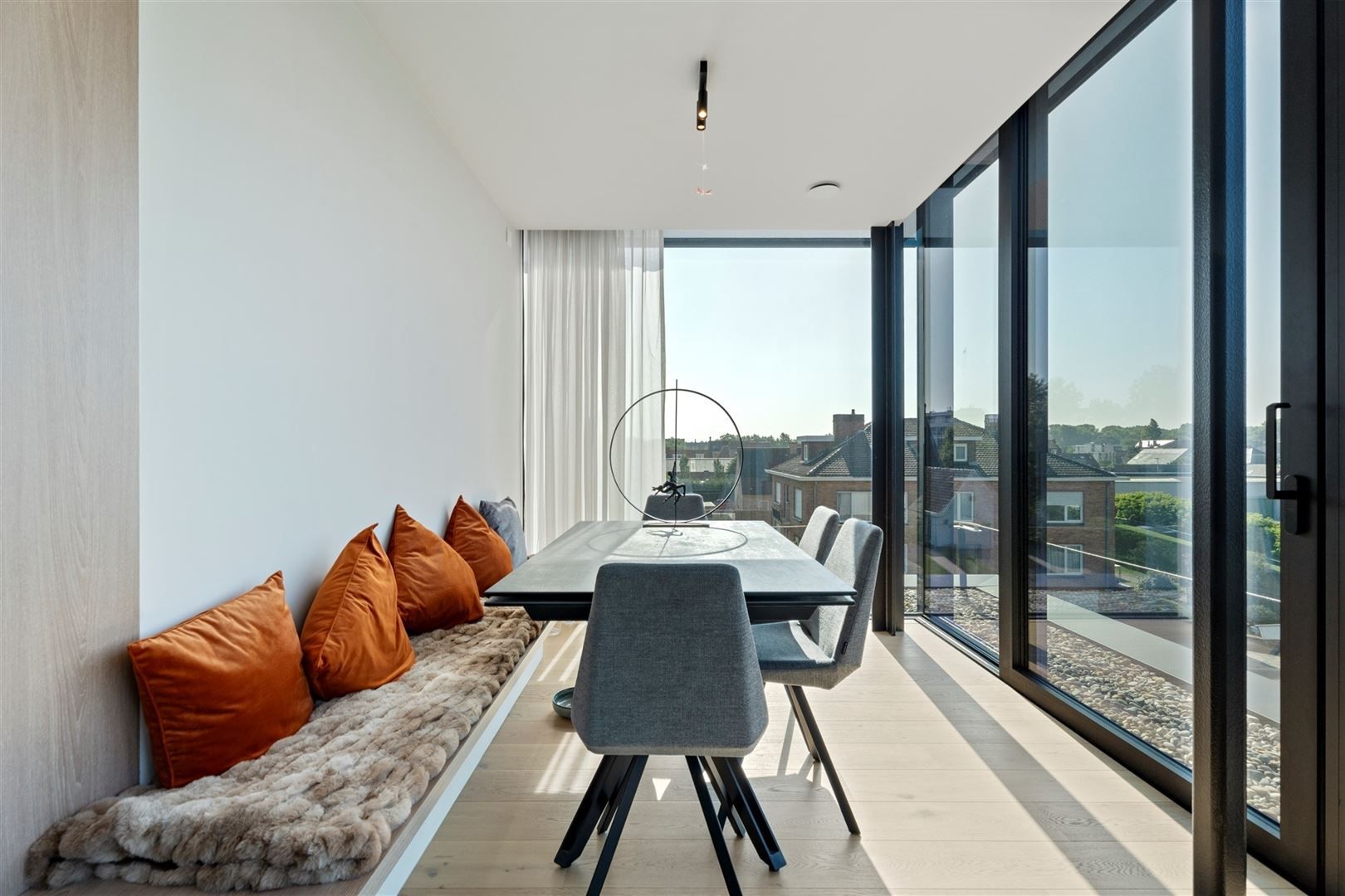 Splinternieuwe penthouse met grote terrassen in topgebouw foto 4