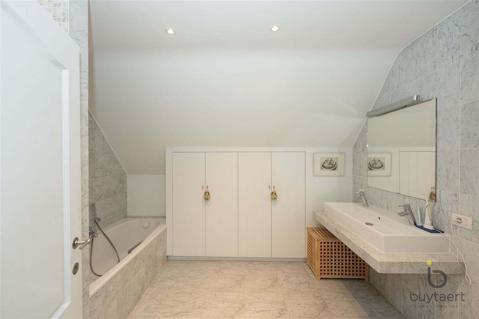 EXCLUSIEF: stijlvolle villa met een tijdloze inrichting op een toplocatie te Schilde! foto 68