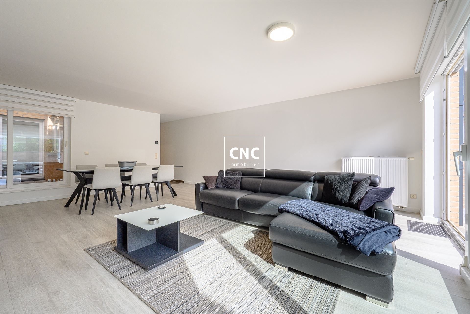 Modern gemeubeld appartement met zonneterras in Oud Knokke foto 4