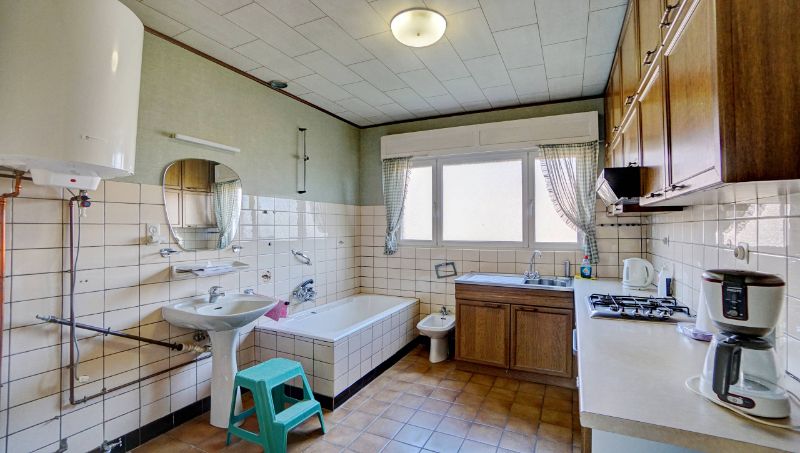 Te renoveren woning met ruim bijgebouw op 10a83ca foto 10
