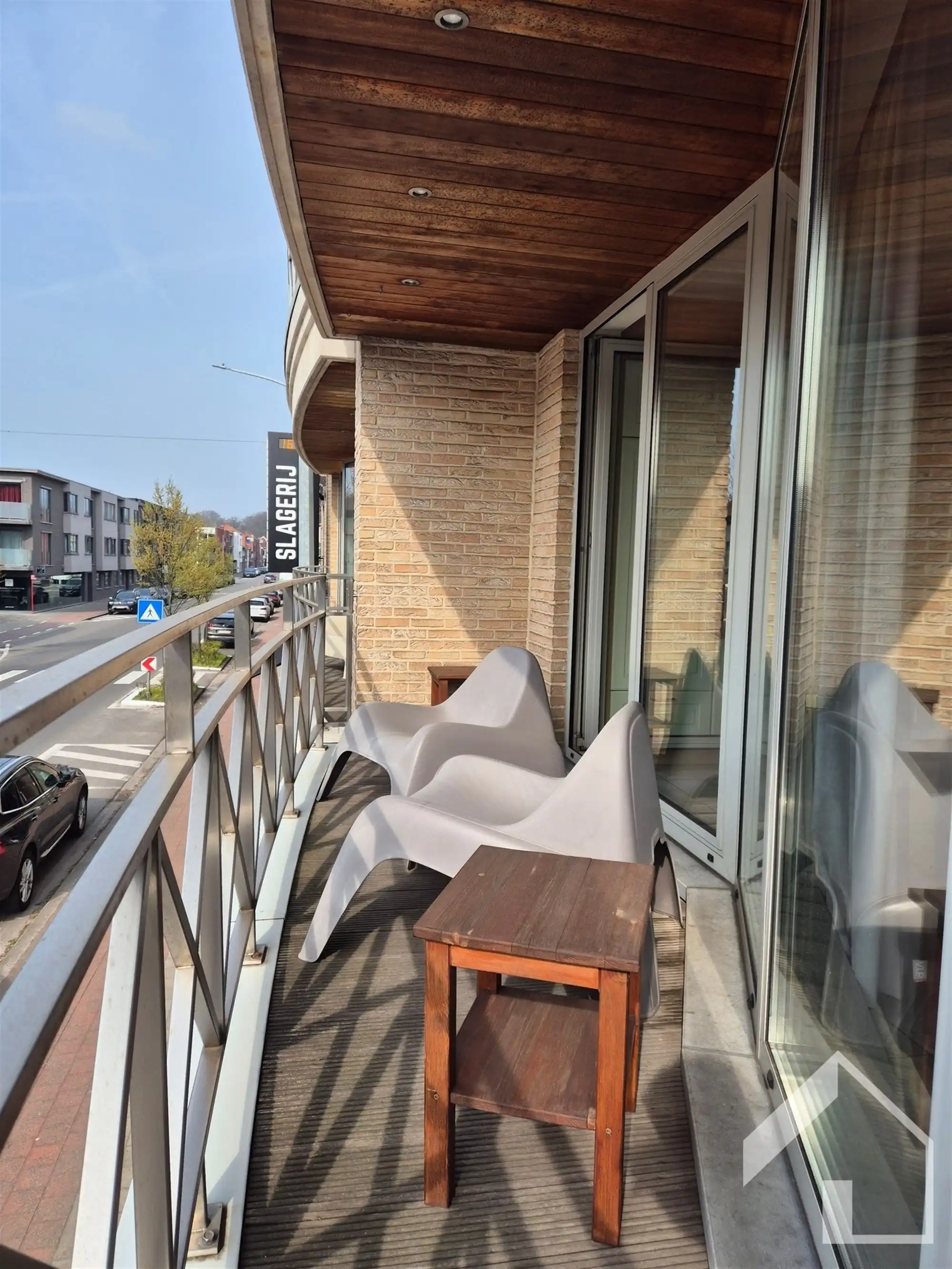 Ruim, energiezuinig appartement met 2 slaapkamers, terras, garage en lift!  foto 9