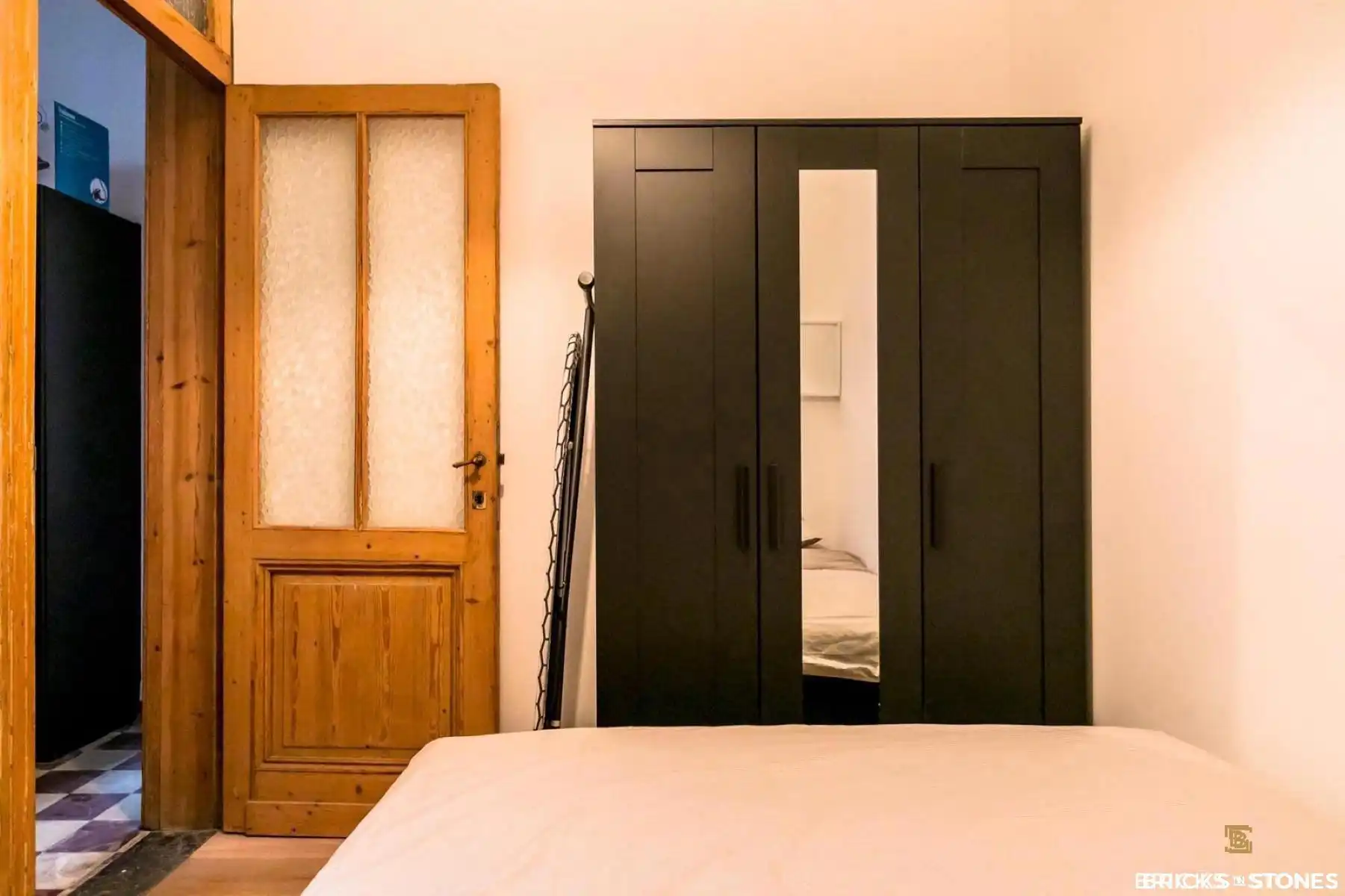 Gezellig gemeubeld appartement op de Vlaamsekaai op het trendy Zuid. foto 10