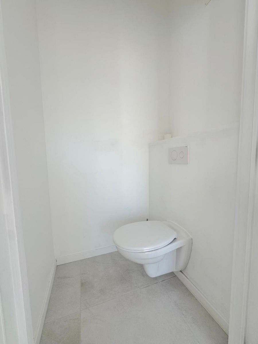 Volledig vernieuwd gelijkvloers appartement in het stadscentrum! foto 9
