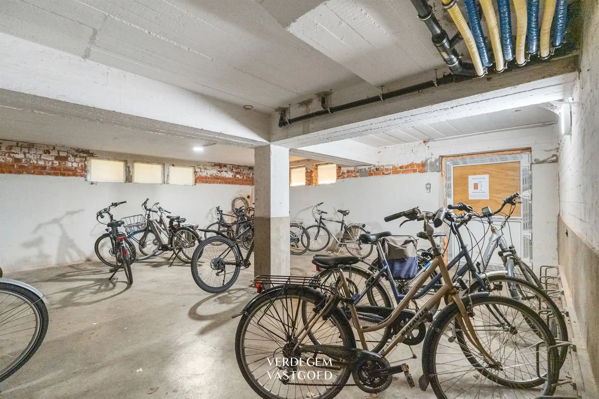 Instapklaar appartement EPC B met 2 slaapkamers en terras foto 15