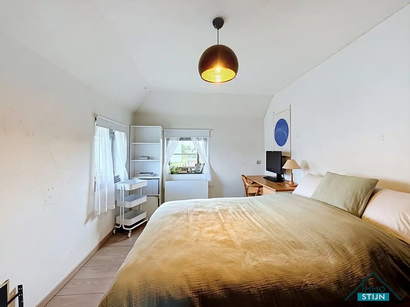 Recente instapklare woning met 4 slaapkamers en bijgebouw foto 11