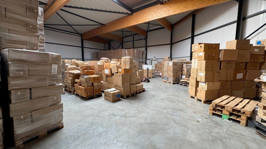 Logistieke loods te huur nabij R16 te Lier foto 4