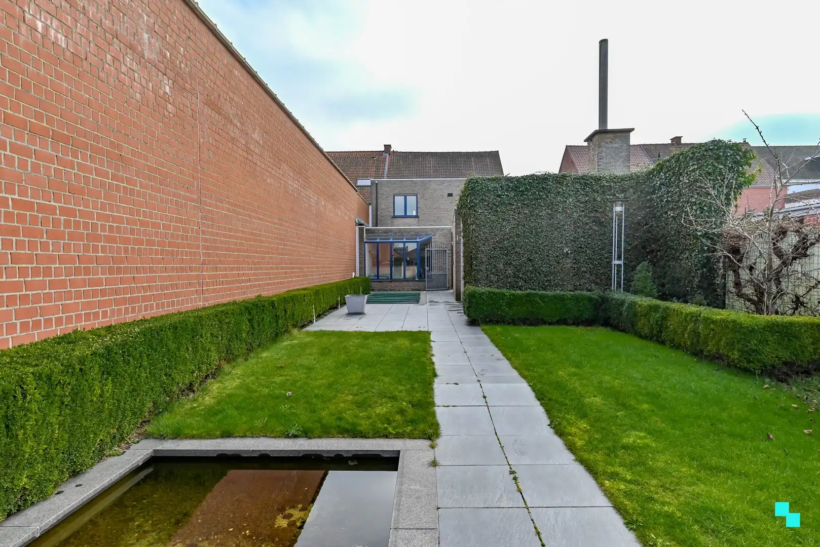 Bijzonder ruime handelswoning in centrum Lendelede foto 31