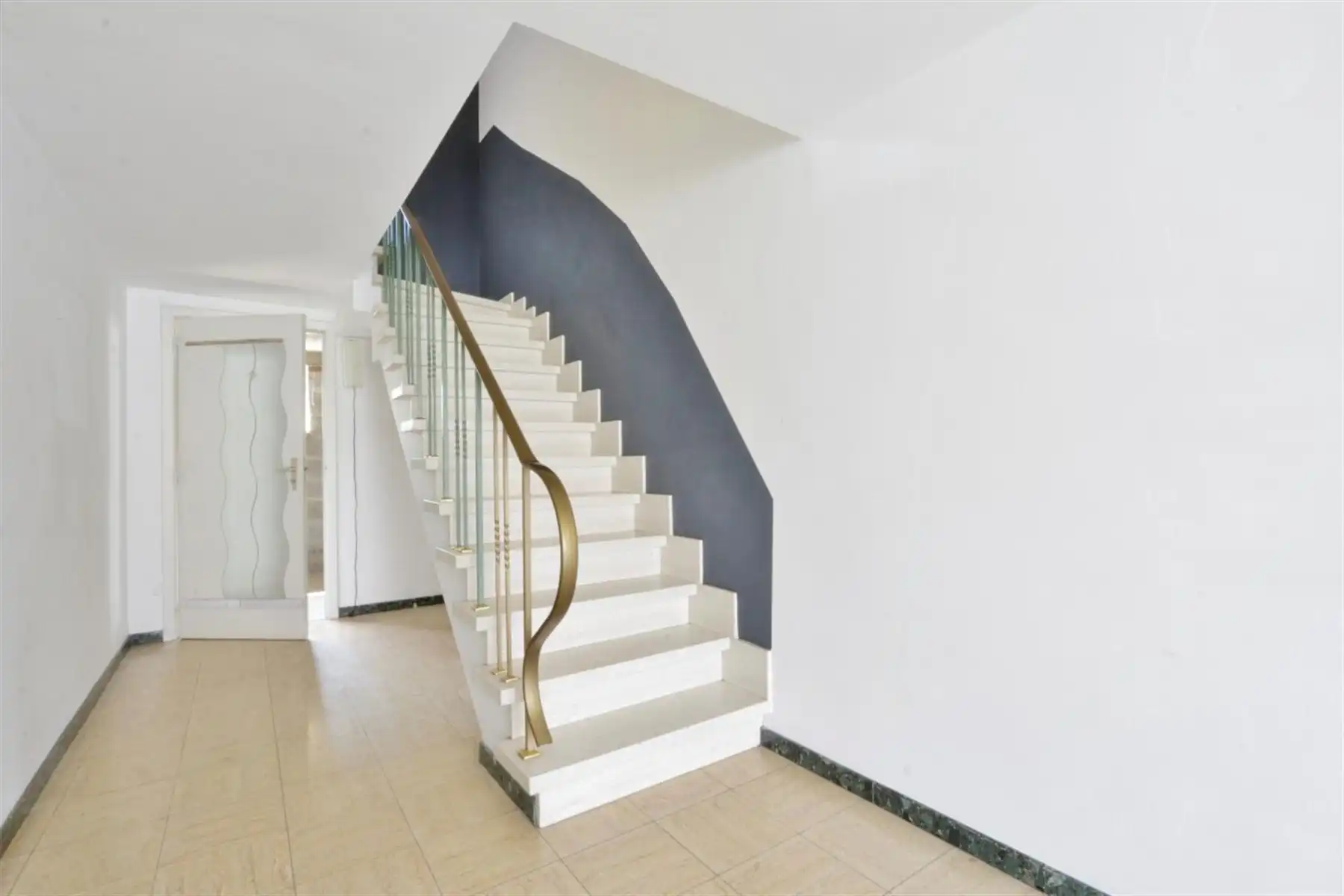 WONING - 3 SLK - TUIN - TERRAS - GARAGE - EXTRA PARKING  foto 5