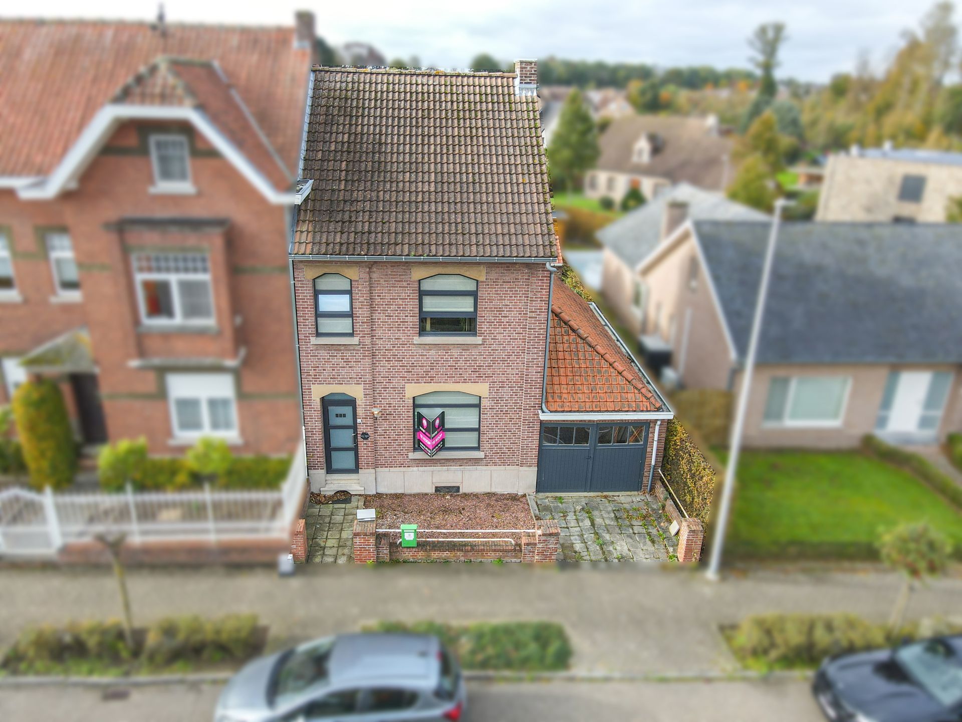 Charmante woning recent vernieuwd met leuk tuintje!  foto 4