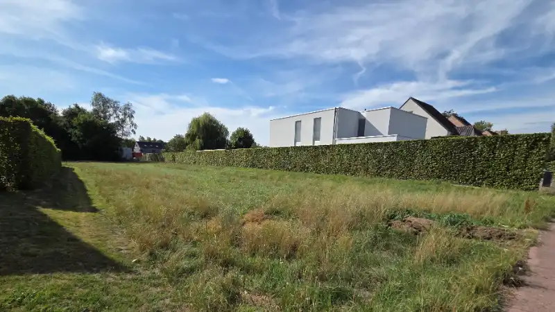 Bouwgrond 14 are open bebouwing mogelijkheid bijgebouw 75m² foto 6