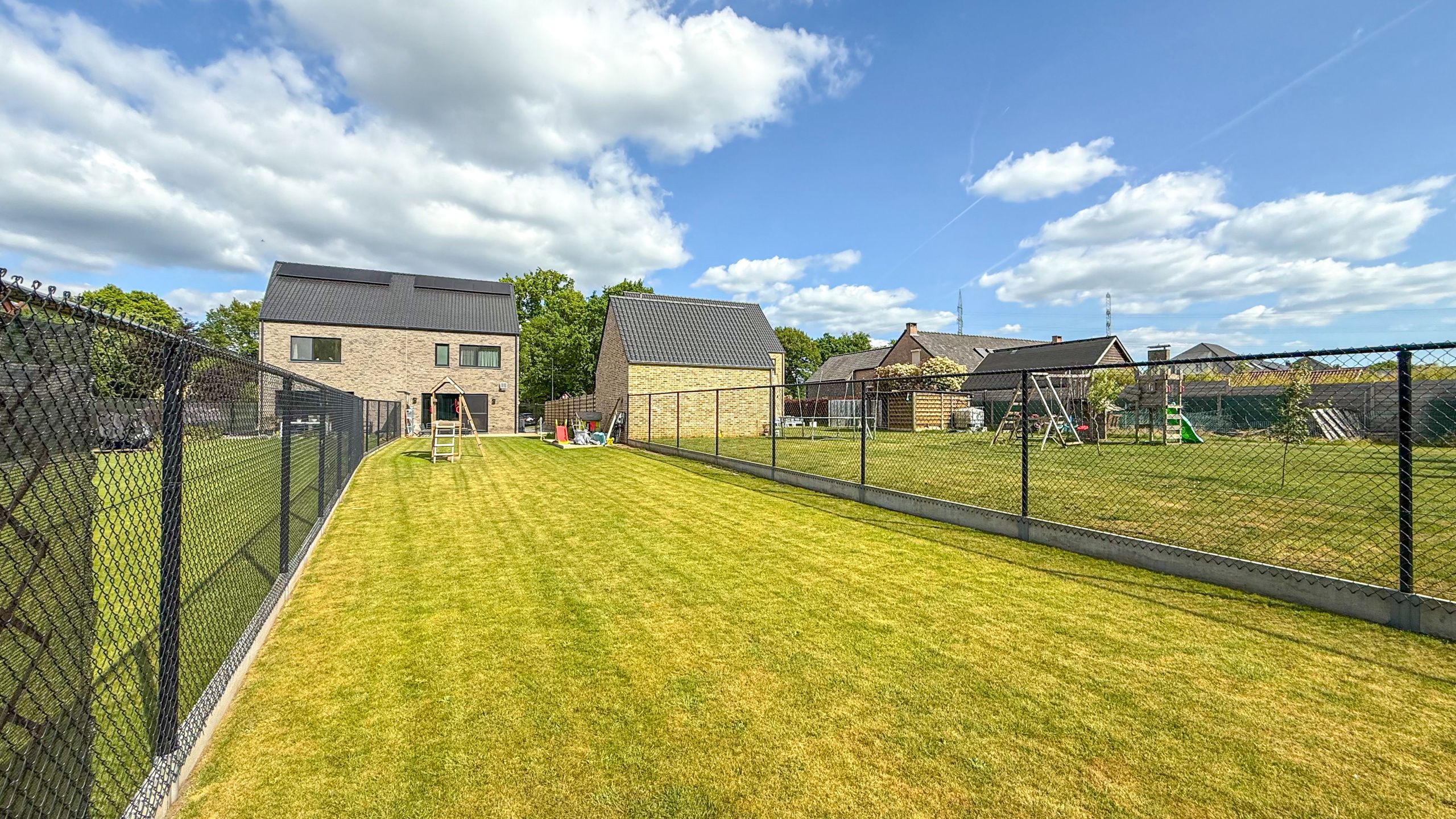 Instapklare BEN-woning met 4slpk en grote omheinde tuin! foto 45