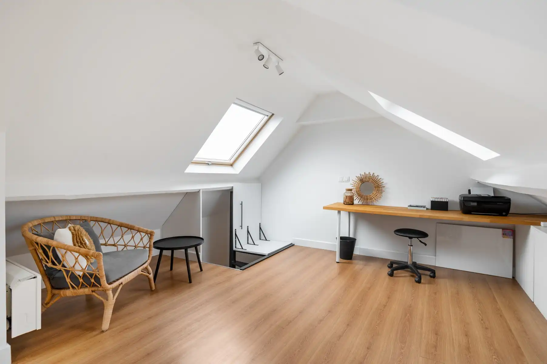 Ruime woning met 4 slaapkamers en gezellige stadstuin foto 16
