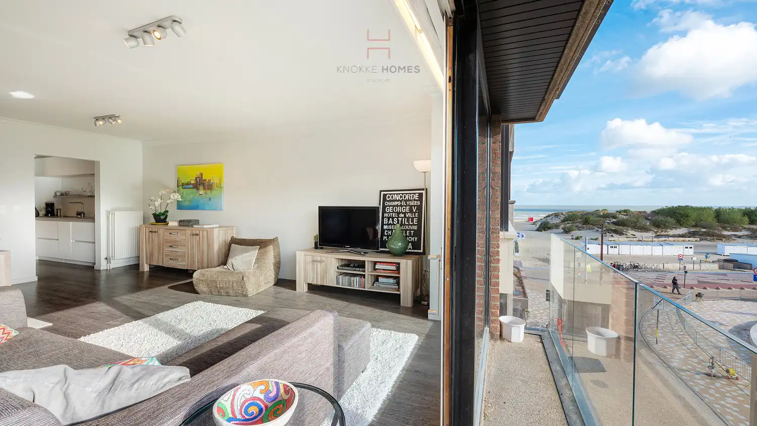 Instapklaar appartement met open zicht over het Dir. Gen. Willemspark en de Zee foto 4