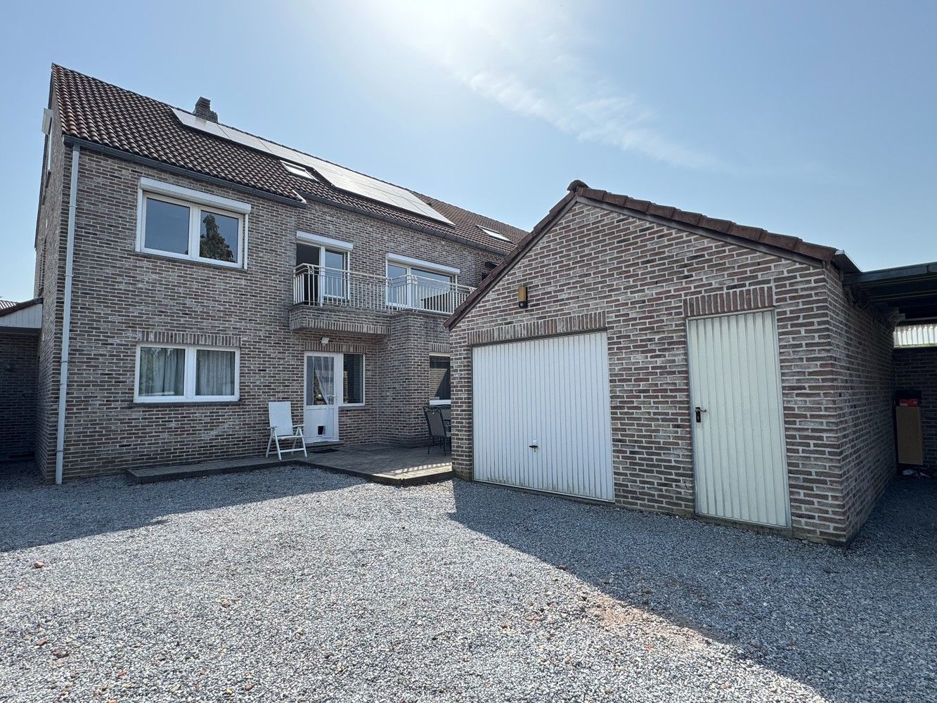 Zeer ruime huurwoning met o.a. 3 slpks en garage foto 25