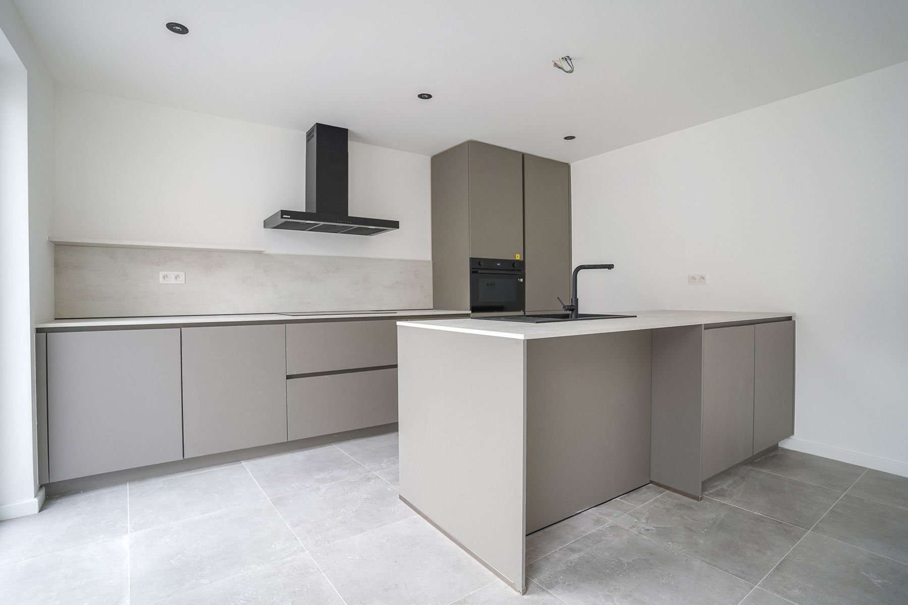 Modern gelijkvloers appartement in het dorpscentrum van Londerzeel foto 5