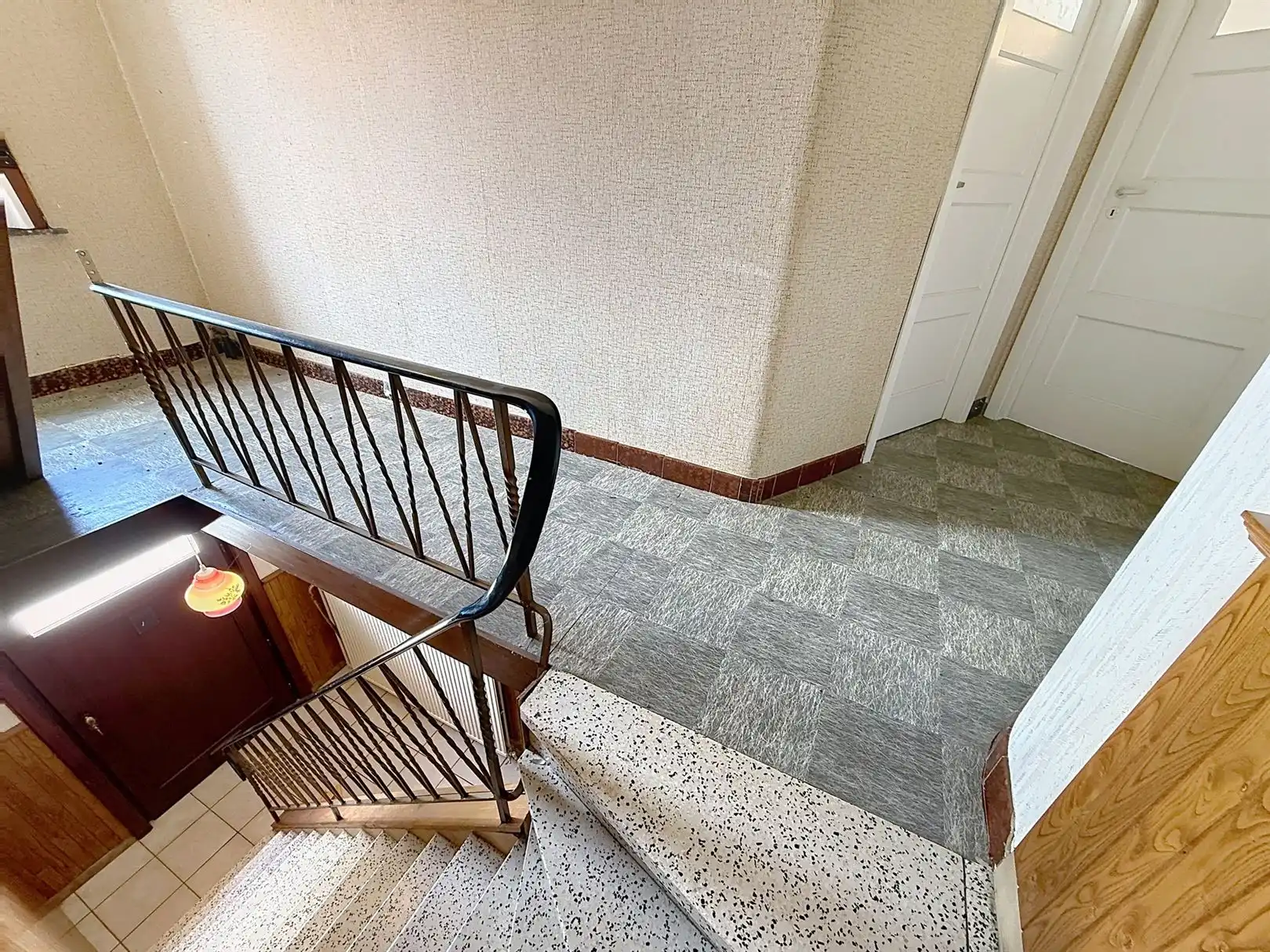 Te renoveren woning met 3 slpks en zolder, tuin, 12a 06ca foto 42
