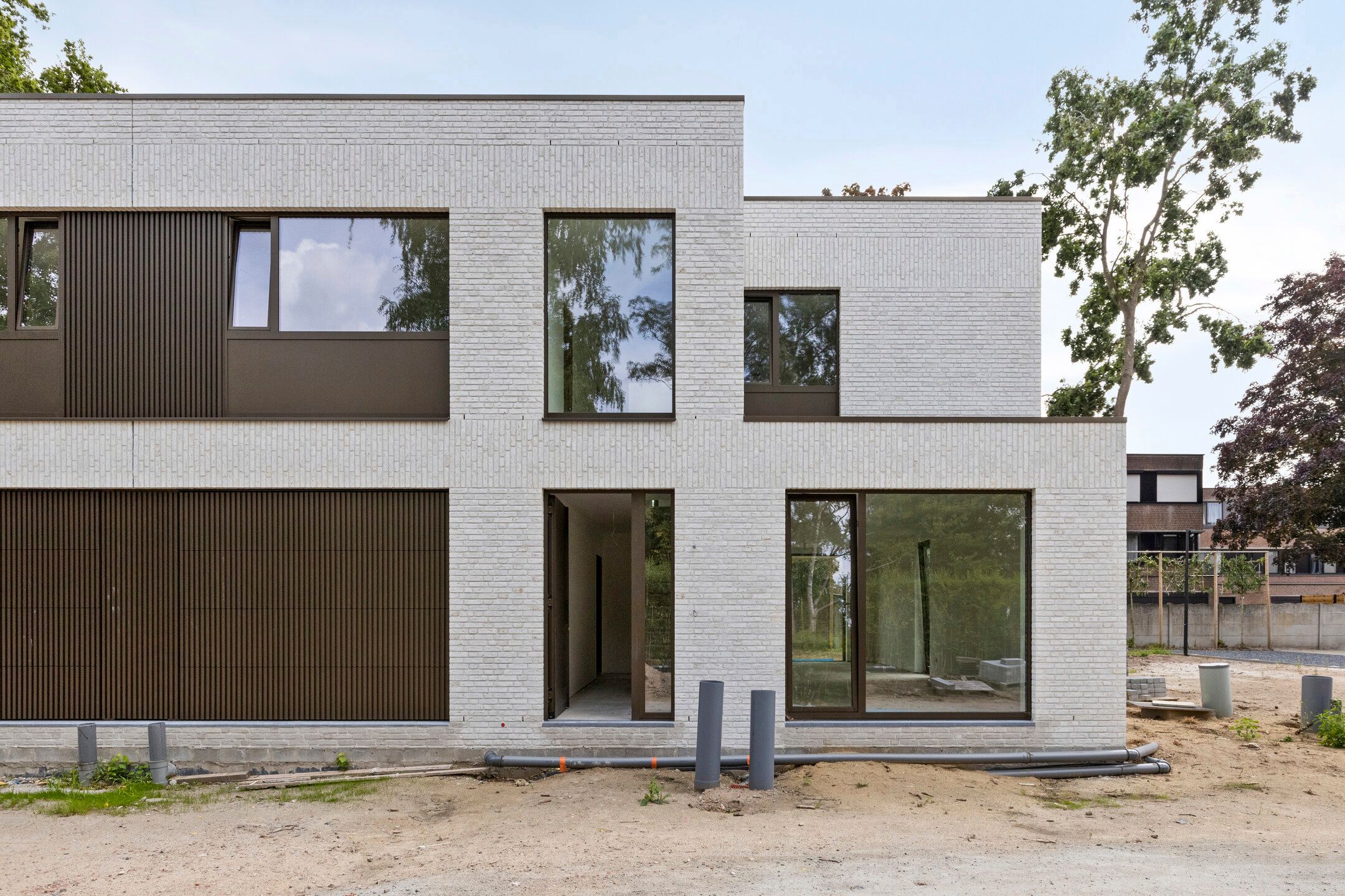Energiezuinige nieuwbouwwoning met inpandige garage foto 2