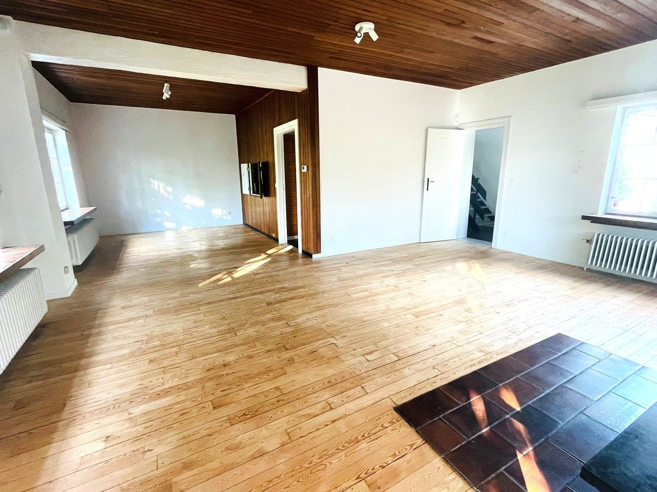 Villa met zonnige tuin in een rustige buurt foto 3