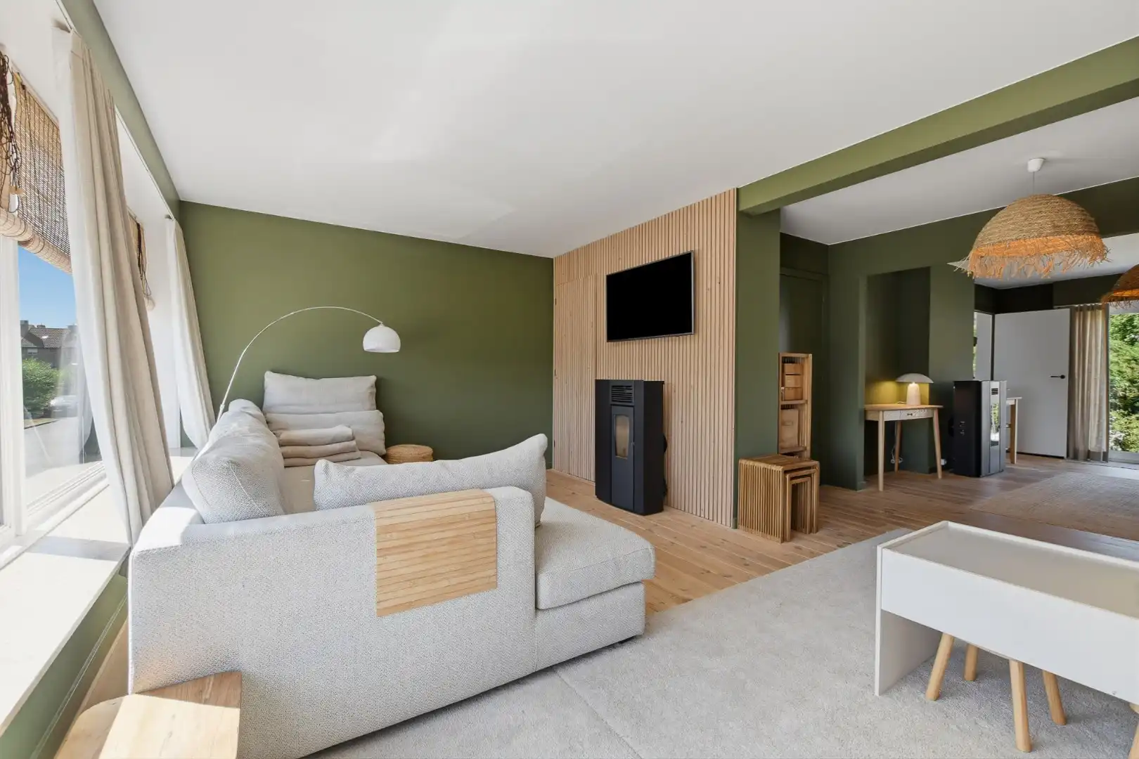 Gerenoveerde bel-etagewoning met garage, tuin en 3 slaapkamers te Blankenberge! foto 2