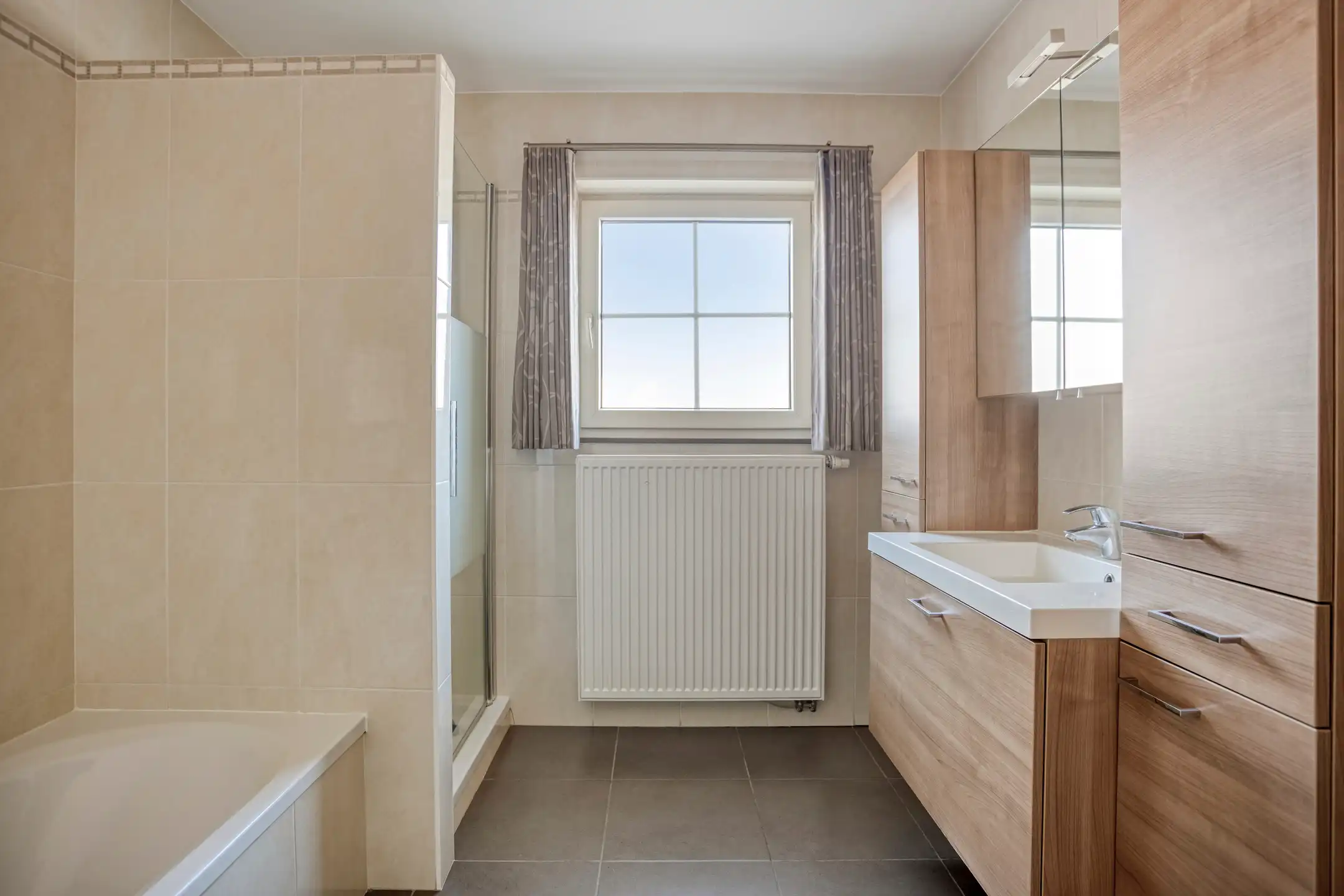 Instapklaar, energiezuinig appartement met garagebox foto 10