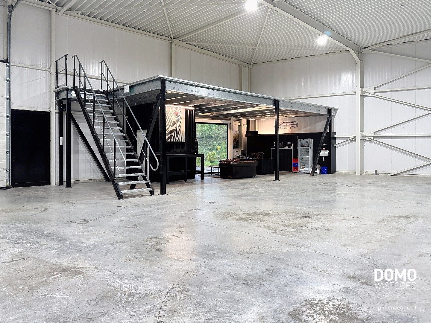 Centraal gelegen KMO unit te Hasselt. foto 4