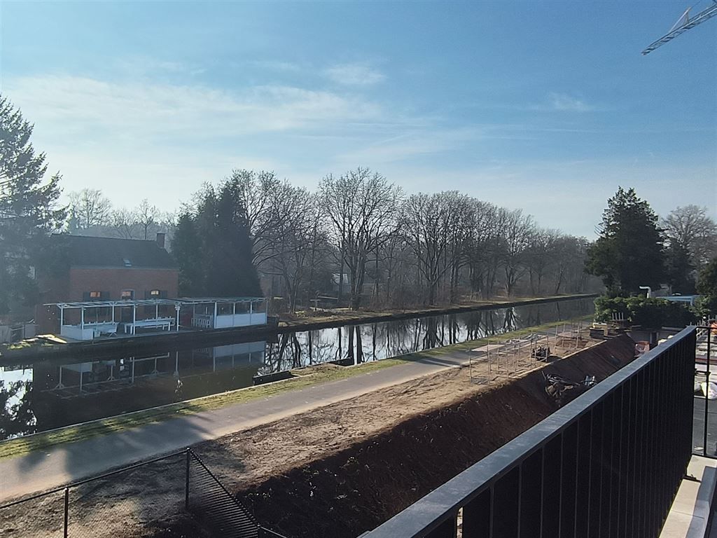 Moderne half-open nieuwbouwwoning met zicht op de Kempische Vaart foto 16