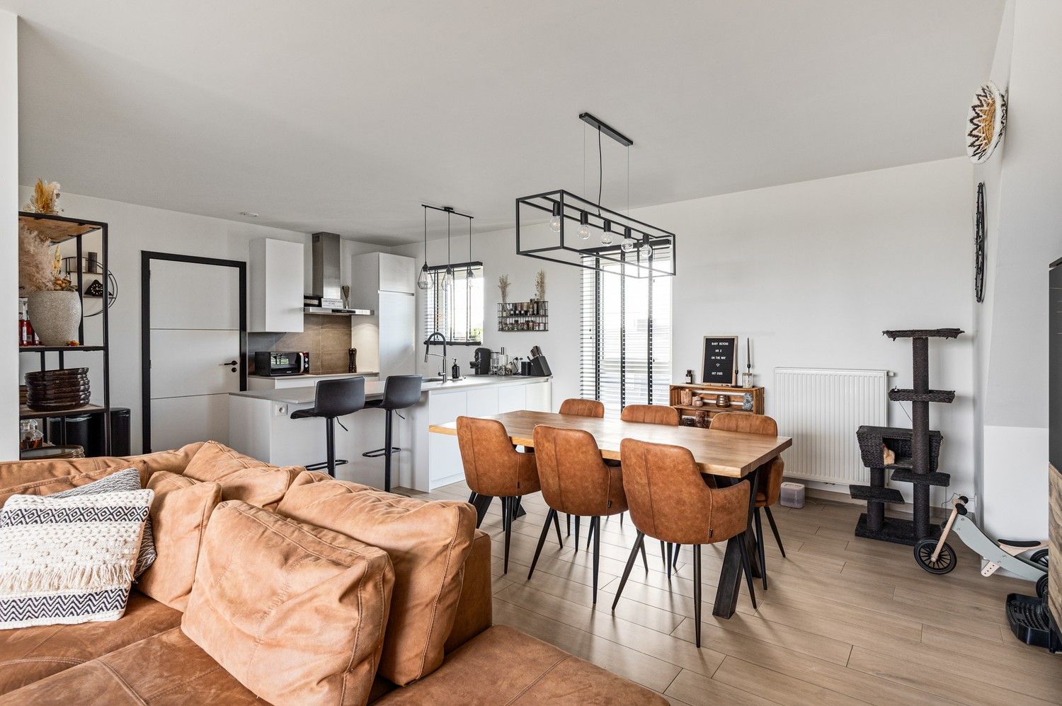 Dakappartement met 2 slaapkamers en riant terras te koop! foto 5